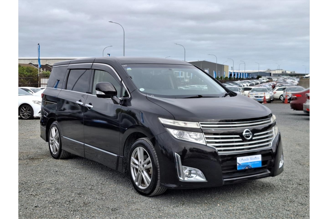 Ilikethat - Nissan, Elgrand 250 Highway star.Rear camera.Button start., 2013 - Auckland City, Auckland