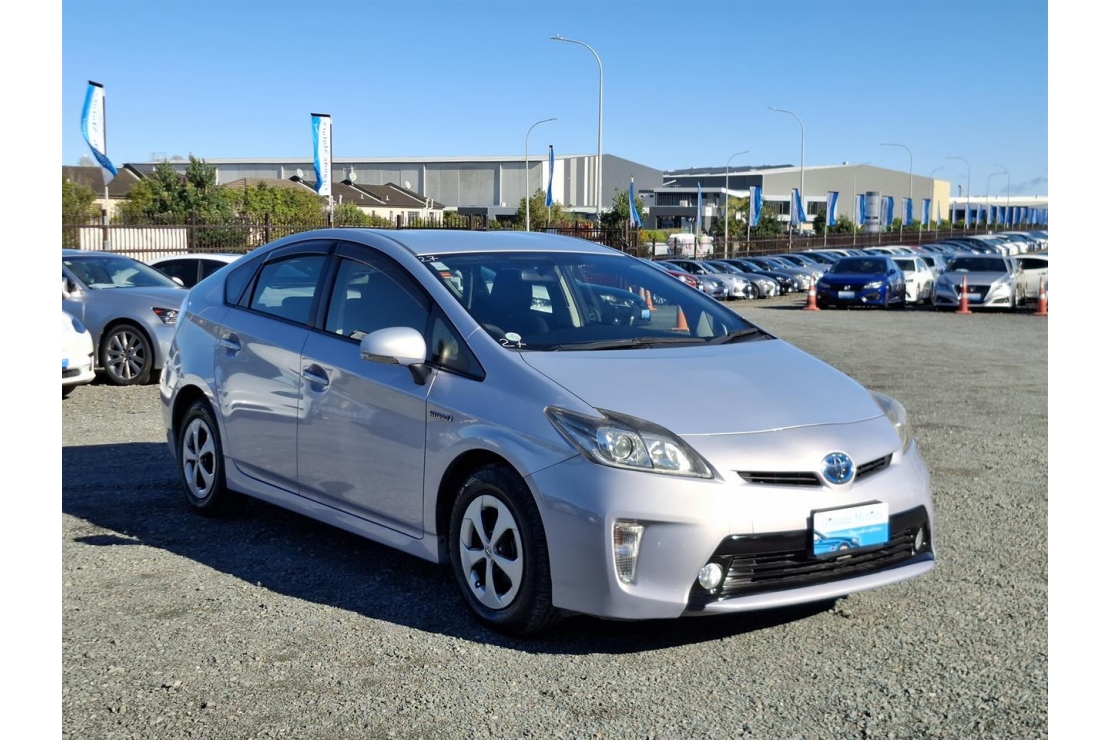 Ilikethat - Toyota, Prius S Package.Rear camera.8 A..., 2013 - Auckland City, Auckland