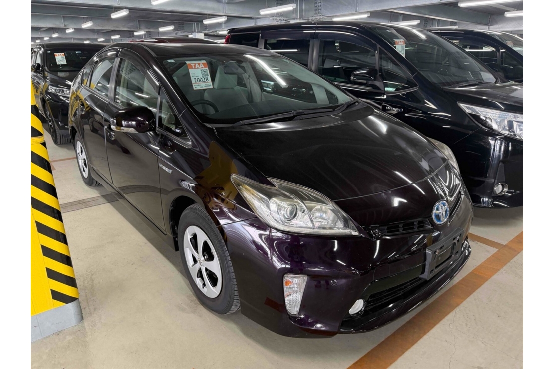 Ilikethat - Toyota, Prius Transit Low km Hybrid S model, 2015 - Auckland City, Auckland