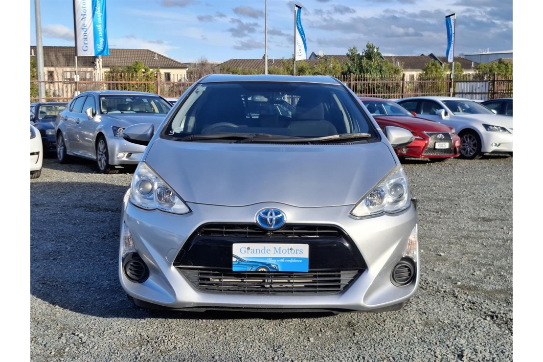 Ilikethat - Toyota, Aqua Rear camera.SRS Airbags., 2015 - Auckland City, Auckland 