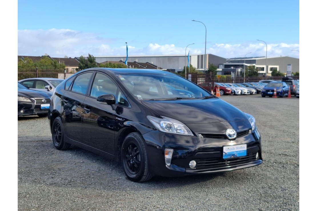 Ilikethat - Toyota, Prius G spec.Cruise control.Rear camera.8 SRS Airba..., 2014 - Auckland City, Auckland