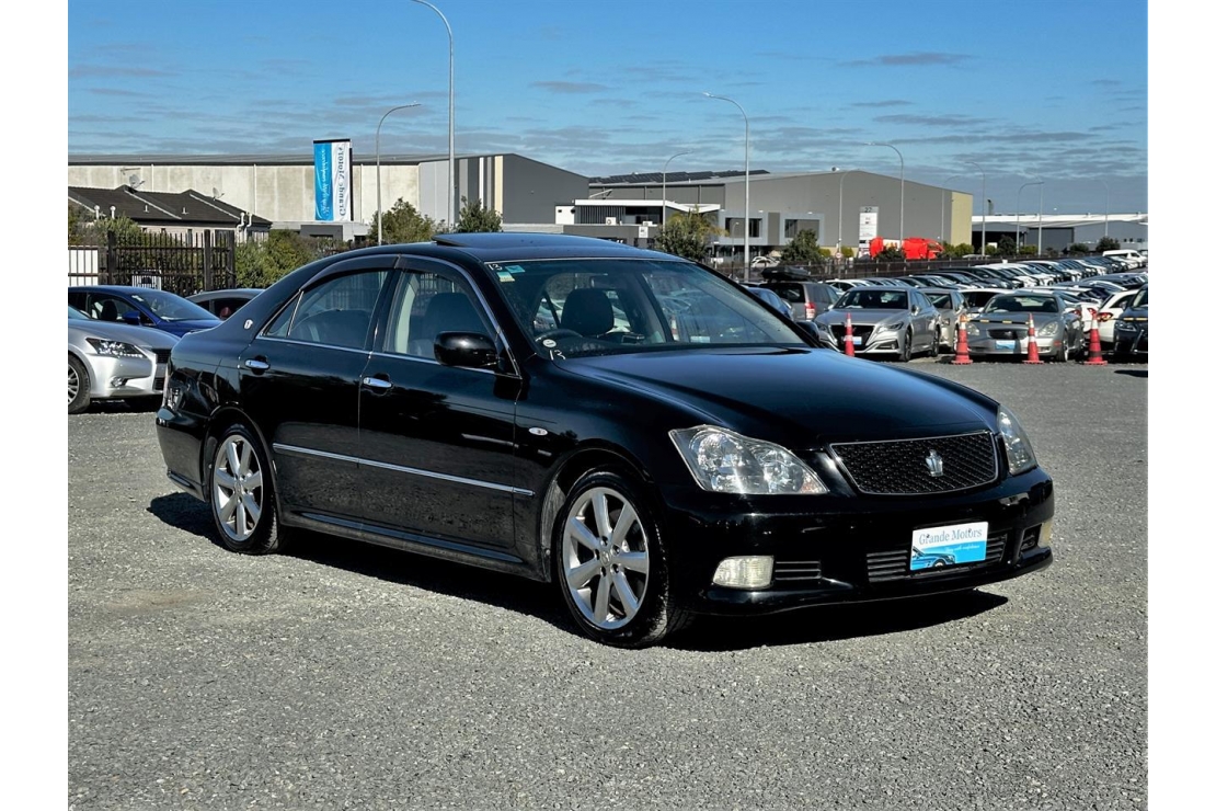 Ilikethat - Toyota, Crown Athlete.Sunroof.Leather.Cruise control.Rear c..., 2006 - Auckland City, Auckland