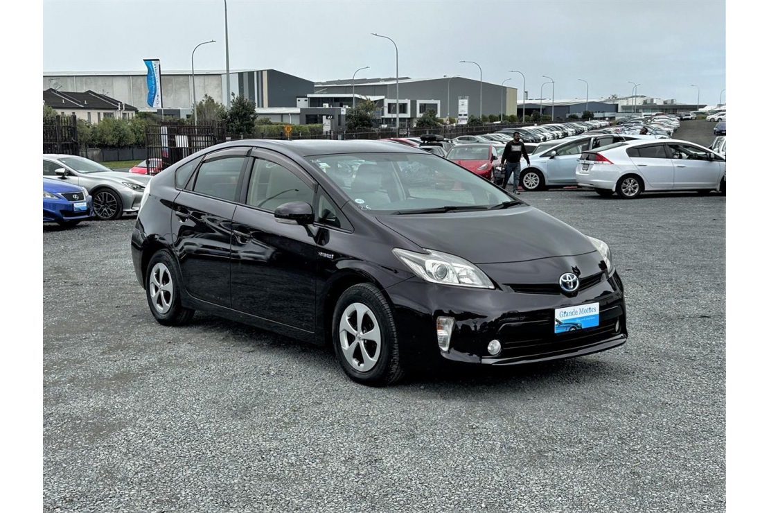 Ilikethat - Toyota, Prius S pack.Rear cam.Park sensors., 2015 - Auckland City, Auckland