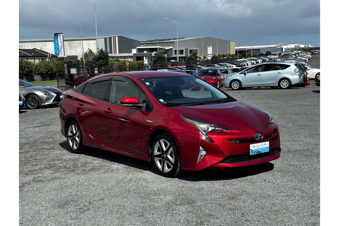 Ilikethat - Toyota, Prius G.HUD.Radar cruise.Lane assist.Blind spot.Par..., 2017 - Auckland City, Auckland