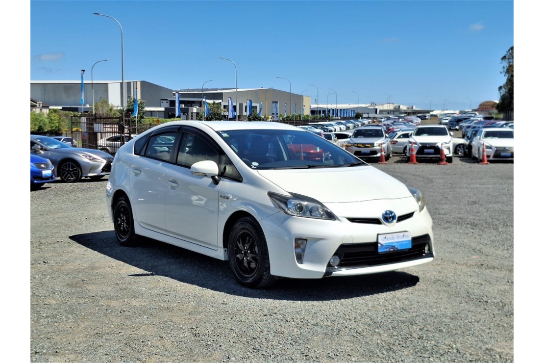 Ilikethat - Toyota, Prius S pack.Rear cam.8 Airbags.Alarm., 2015 - Auckland City, Auckland