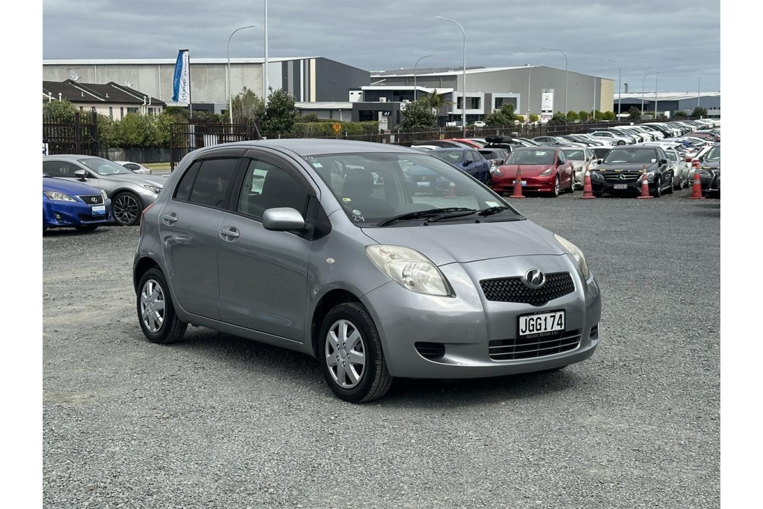 Ilikethat - Toyota, Vitz SRS Airbags., 2006 - Auckland City, Auckland