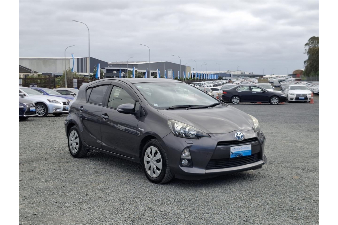Ilikethat - Toyota, Aqua G spec.Button start.Rear camera., 2014 - Auckland City, Auckland