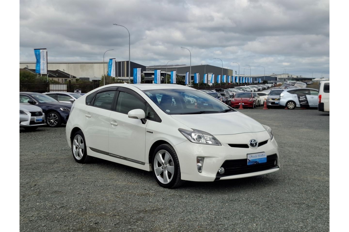 Ilikethat - Toyota, Prius S Package.Rear camera.8 Airbags., 2012 - Auckland City, Auckland