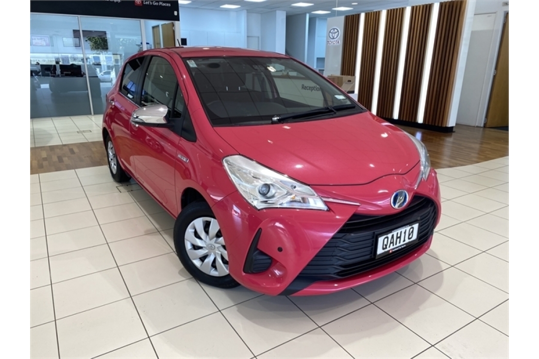 Ilikethat - Toyota, 1.5 Hybrid Jewela 5Dr Hat..., 2017  - Auckland City, Auckland 