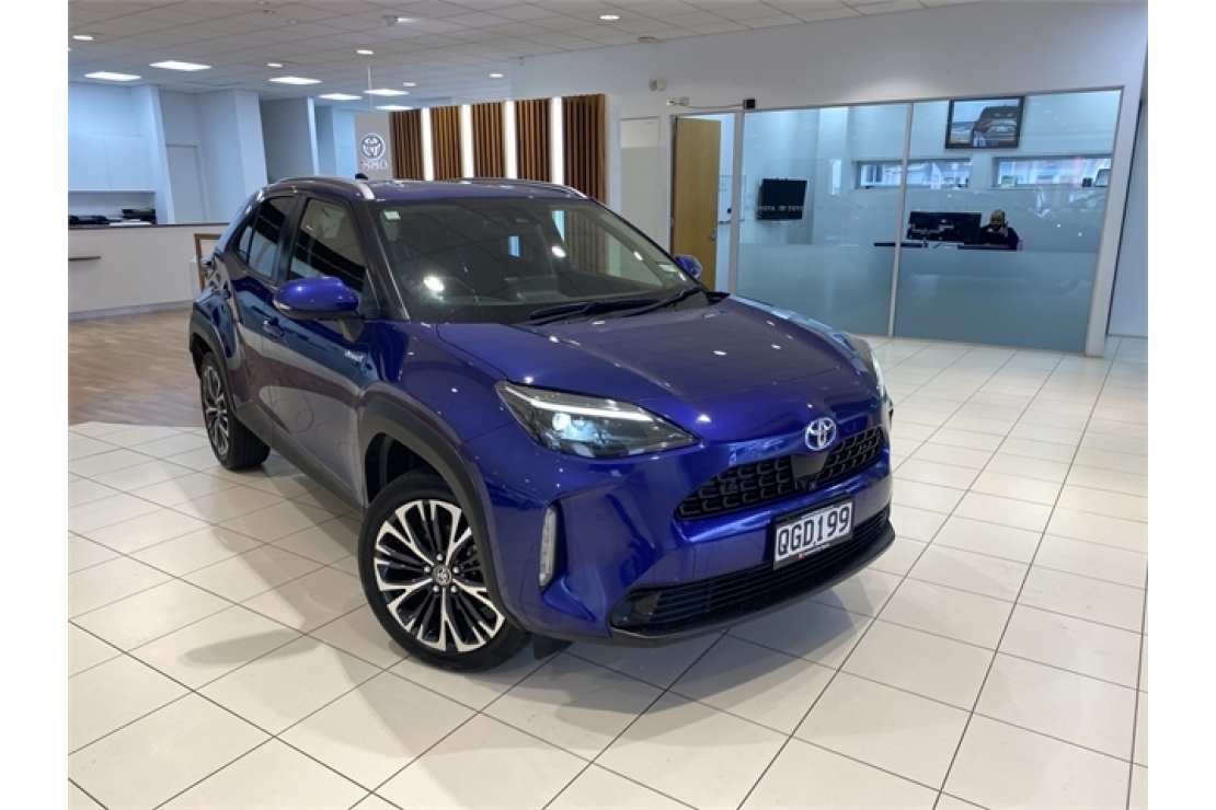 Ilikethat - Toyota, Limited 1.5P HV ECVT FWD ..., 2023  - Auckland City, Auckland 