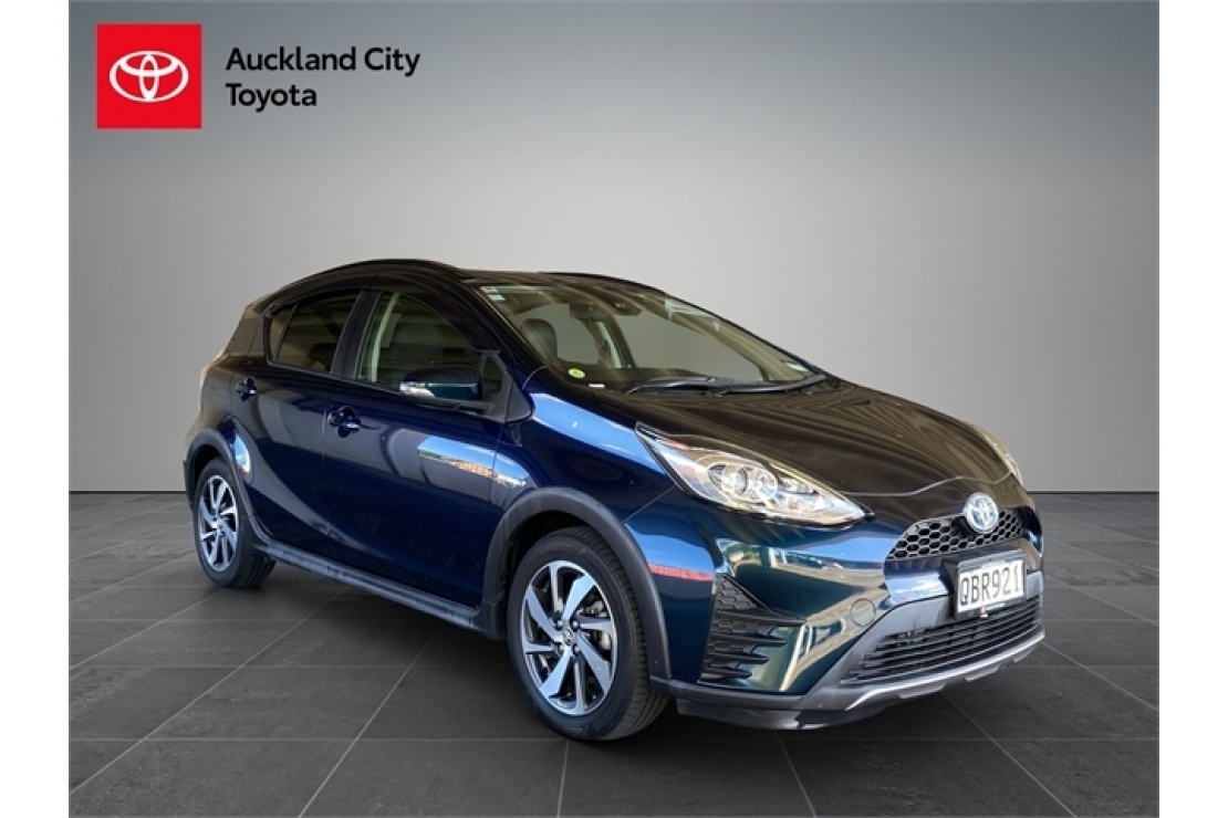 Ilikethat - Toyota, 1.5 Hybrid Crossover 5 Dr..., 2017  - Auckland City, Auckland 