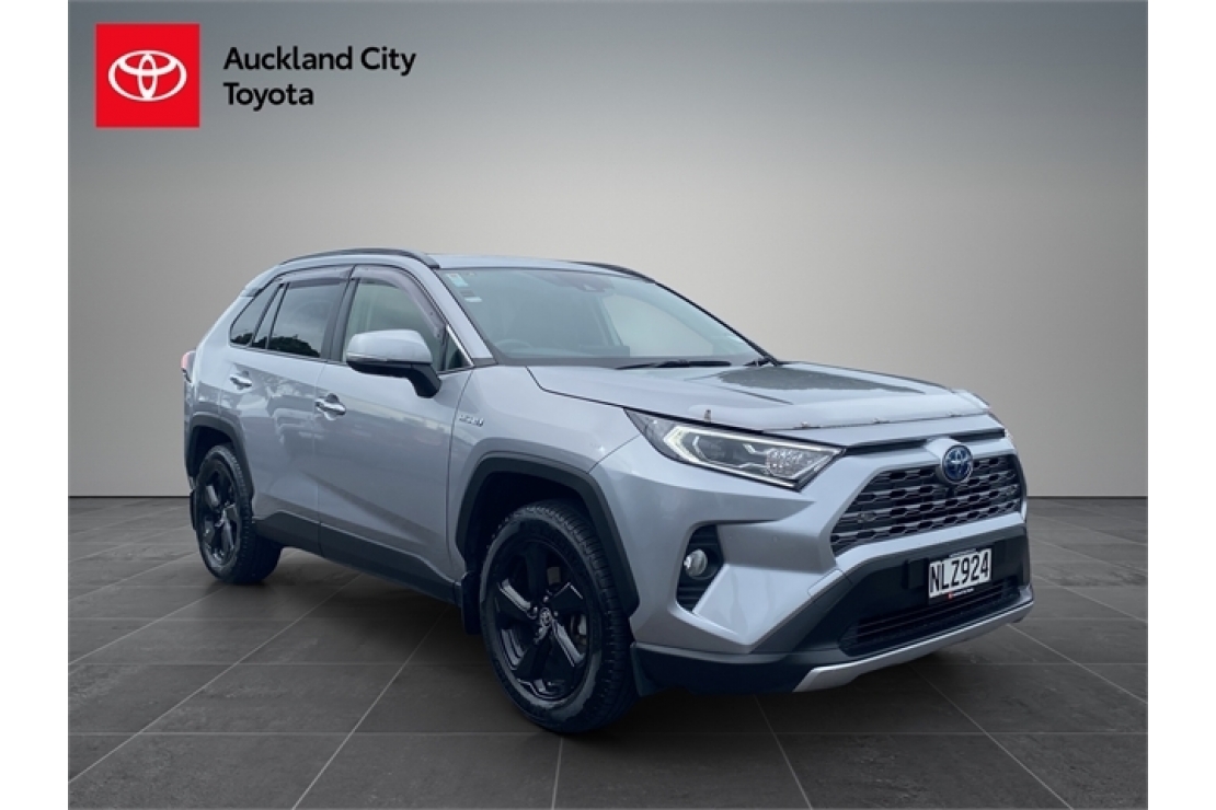 Ilikethat - Toyota, Limited 2.5P HV ECVT AWD ..., 2021  - Auckland City, Auckland 