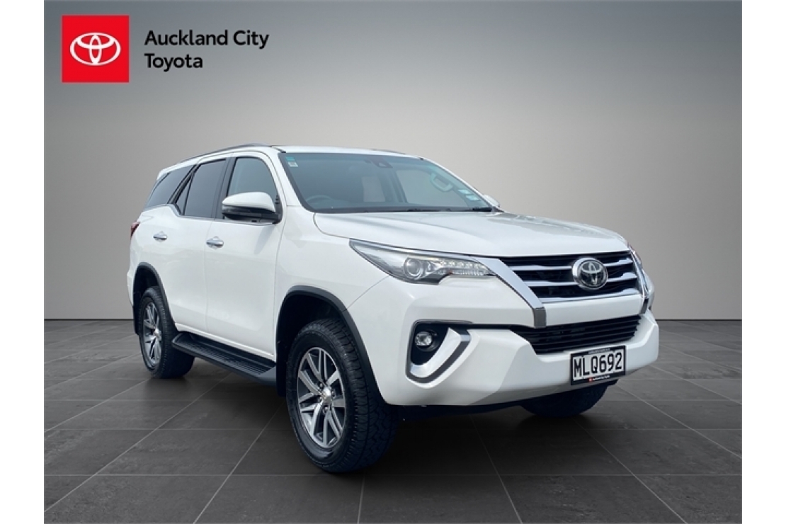 Ilikethat - Toyota, Limited 2.8DT 6AT 4WD 7 S... Hybrid.Leather.Safety rad..., 2019 - Auckland City, Auckland 