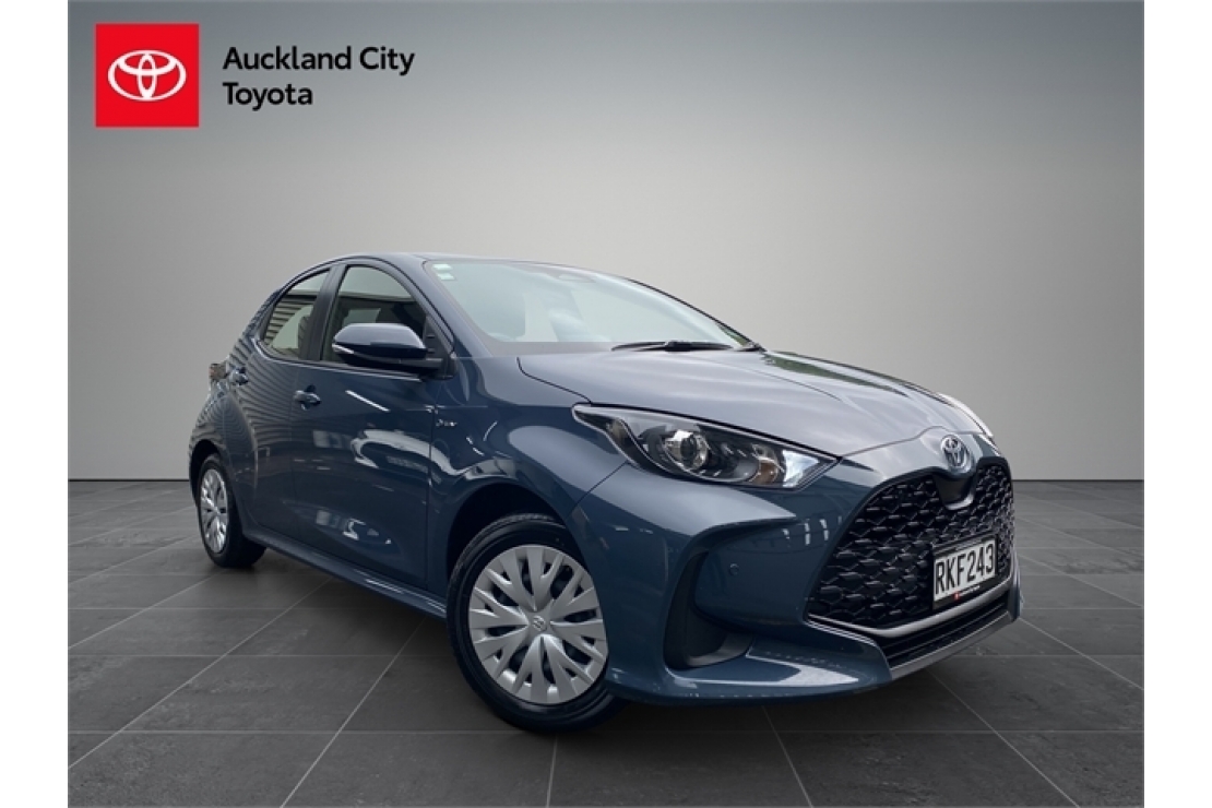 Ilikethat - Toyota, GX 1.5P HEV ECVT FWD HB/5... # HOT BLACK HATCH #, 2025 - Auckland City, Auckland 