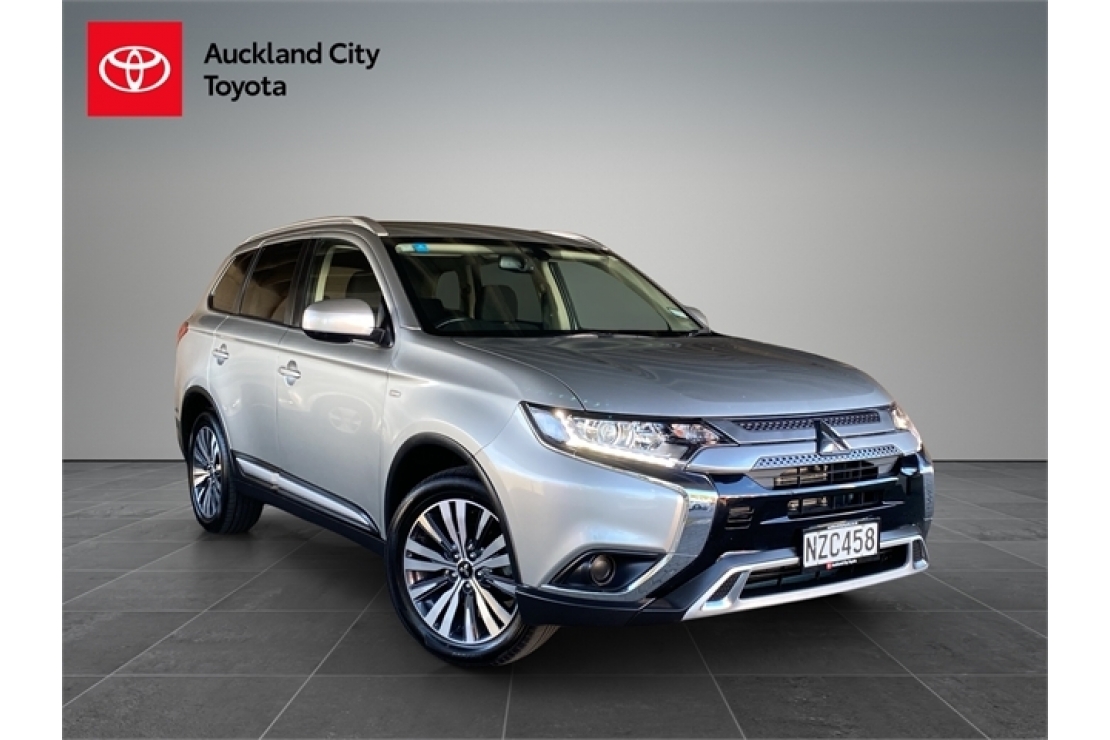 Ilikethat - Mitsubishi, LS 2.4P/2WD/7-Seater Nz N..., 2022 - Auckland City, Auckland