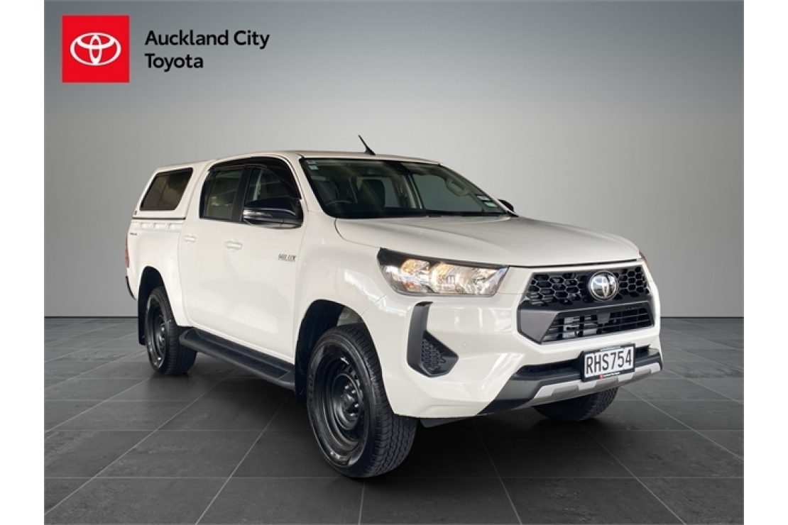 Ilikethat - Toyota, SR 2.8DT 6AT 2WD Nz New Towbar, Canopy, Price..., 2025 - Auckland City, Auckland