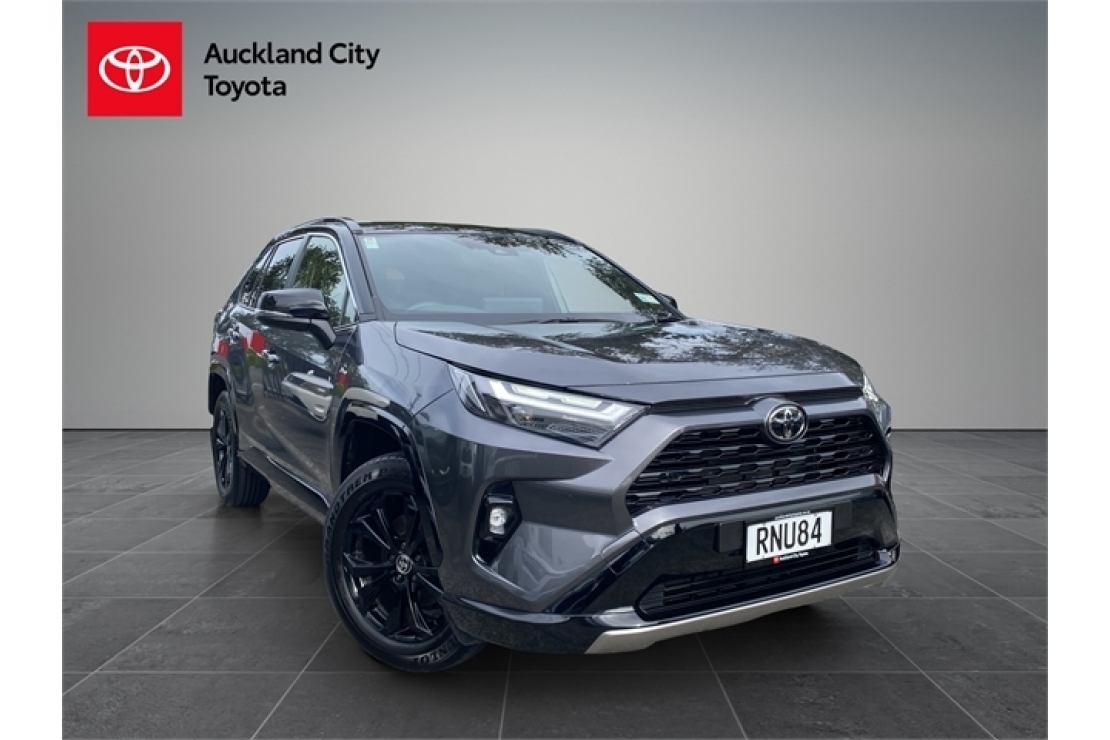 Ilikethat - Toyota, XSE 2.5P HV ECVT AWD SUV Nz New, Low kms, Bli..., 2025 - Auckland City, Auckland